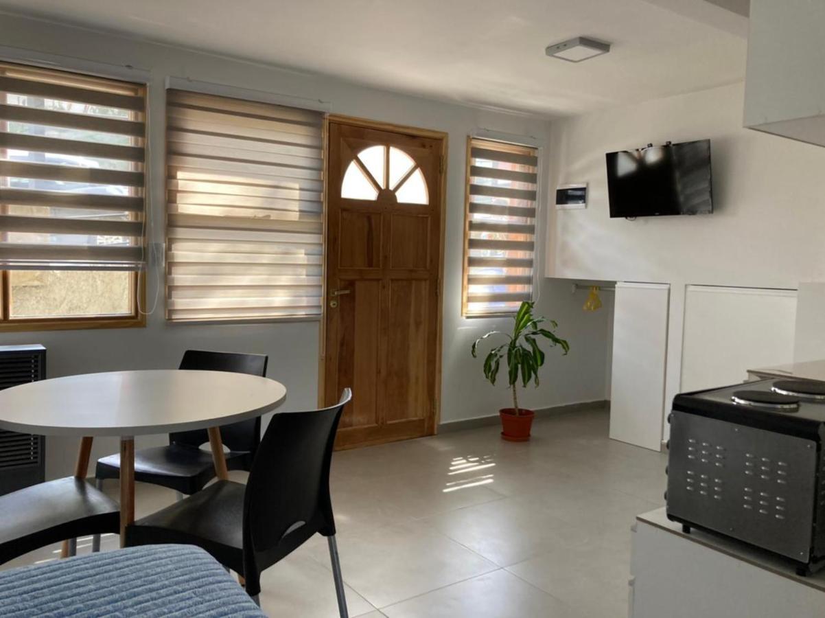 - Exclusivo Alakalufes * Ushuaia